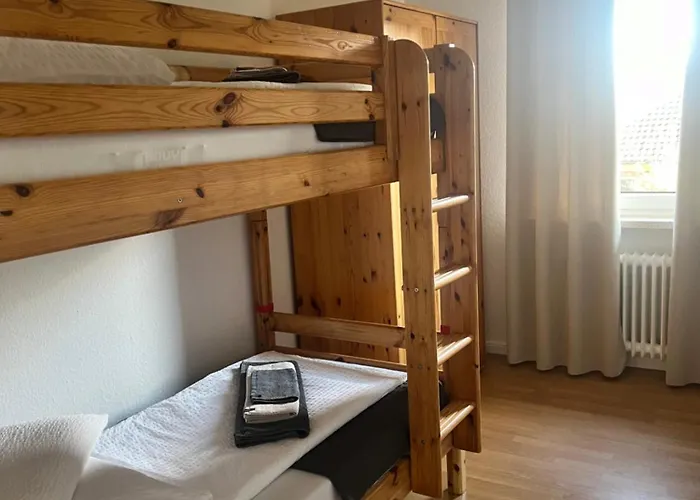 Geraeumige Gaestewohnung Andi Im Herzen Von - Kueche - Wlan - Stellplatz Rastede
