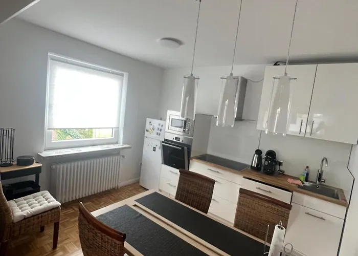 Geraeumige Gaestewohnung Andi Im Herzen Von - Kueche - Wlan - Stellplatz Appartement Rastede